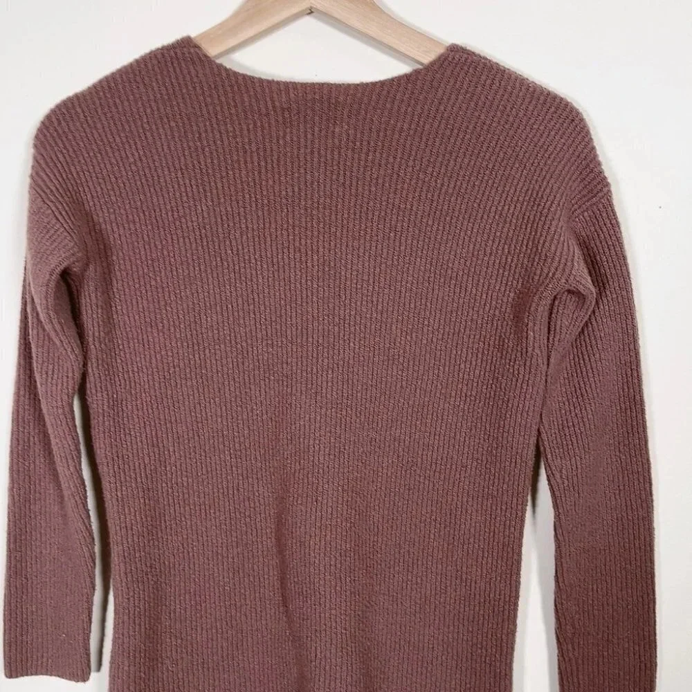 Aritzia Wilfred Henon Sweater - Cabin - Picture 16 of 16